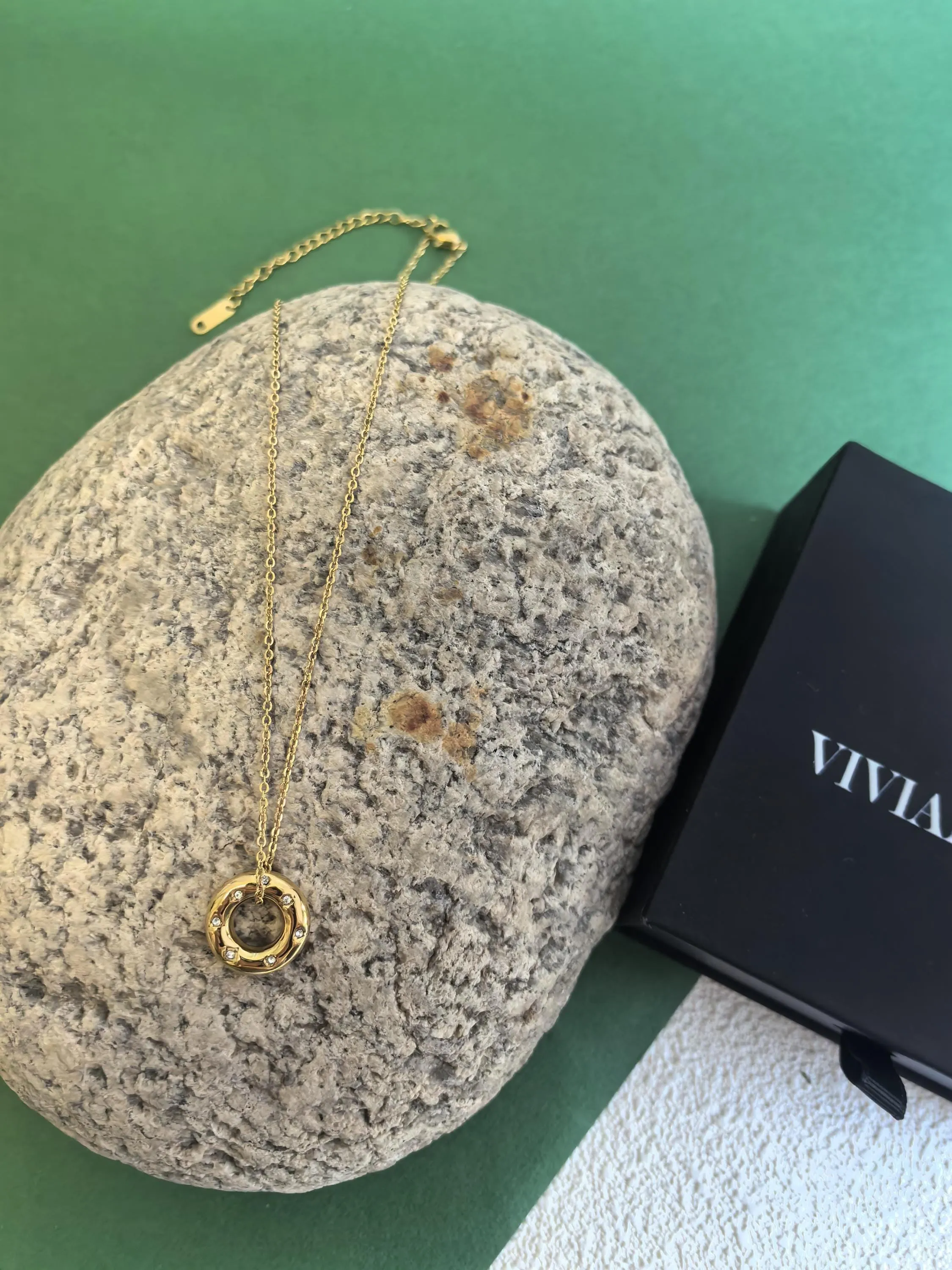 18K Gold Plate Stainless Steel Circle Zircon Pendant Dainty Necklace