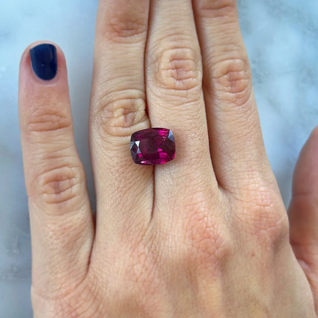 BESPOKE 6.11CT RHODOLITE GARNET