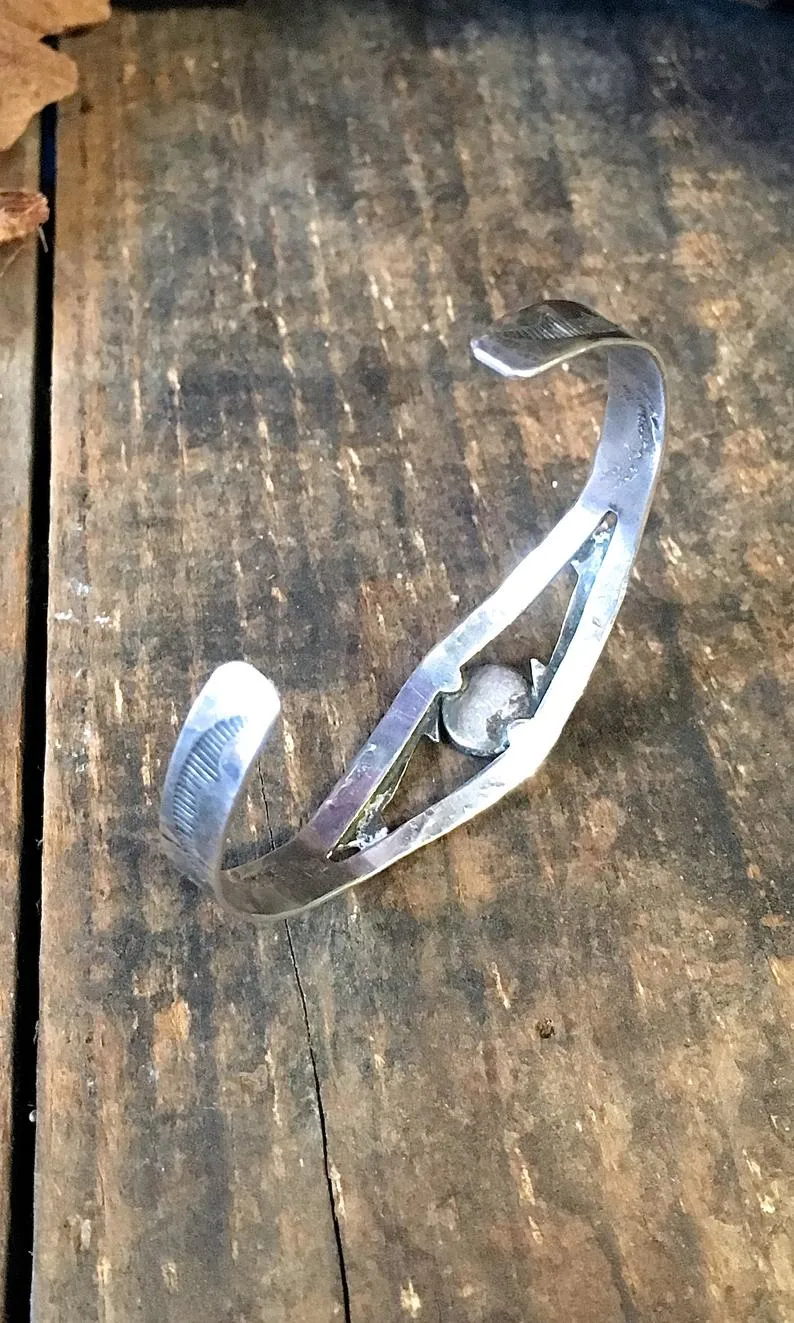 BOW AND ARROWS 1930s Native American Sterling Silver & Turquoise Bracelet