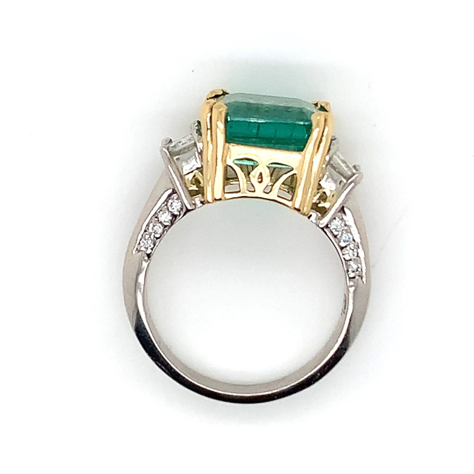 Colombian Green Emerald Diamond Ring