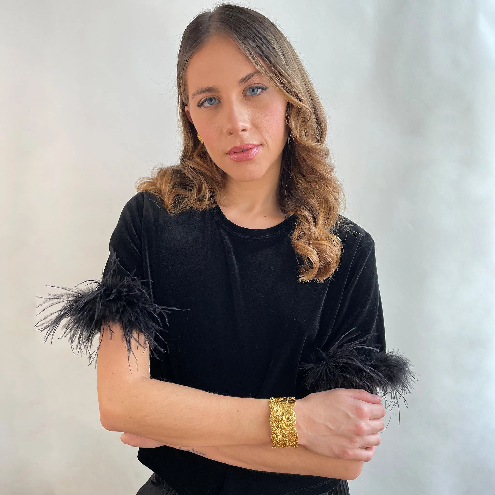 Donna - Lace Flower Cuff Bracelet in 24k gold or rose gold