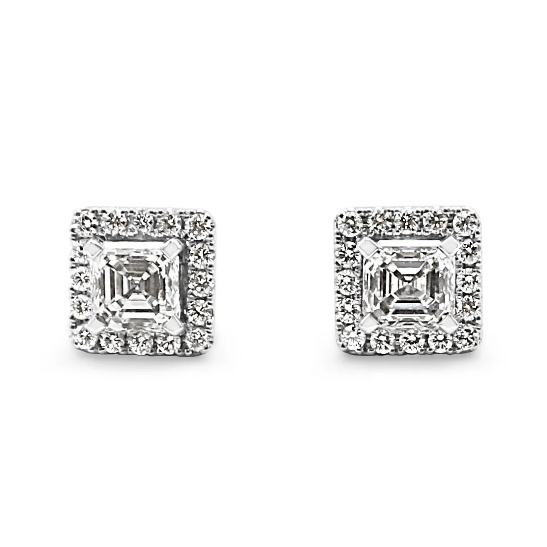 GIA Certificated Square Emerald Cut Diamond Earstuds