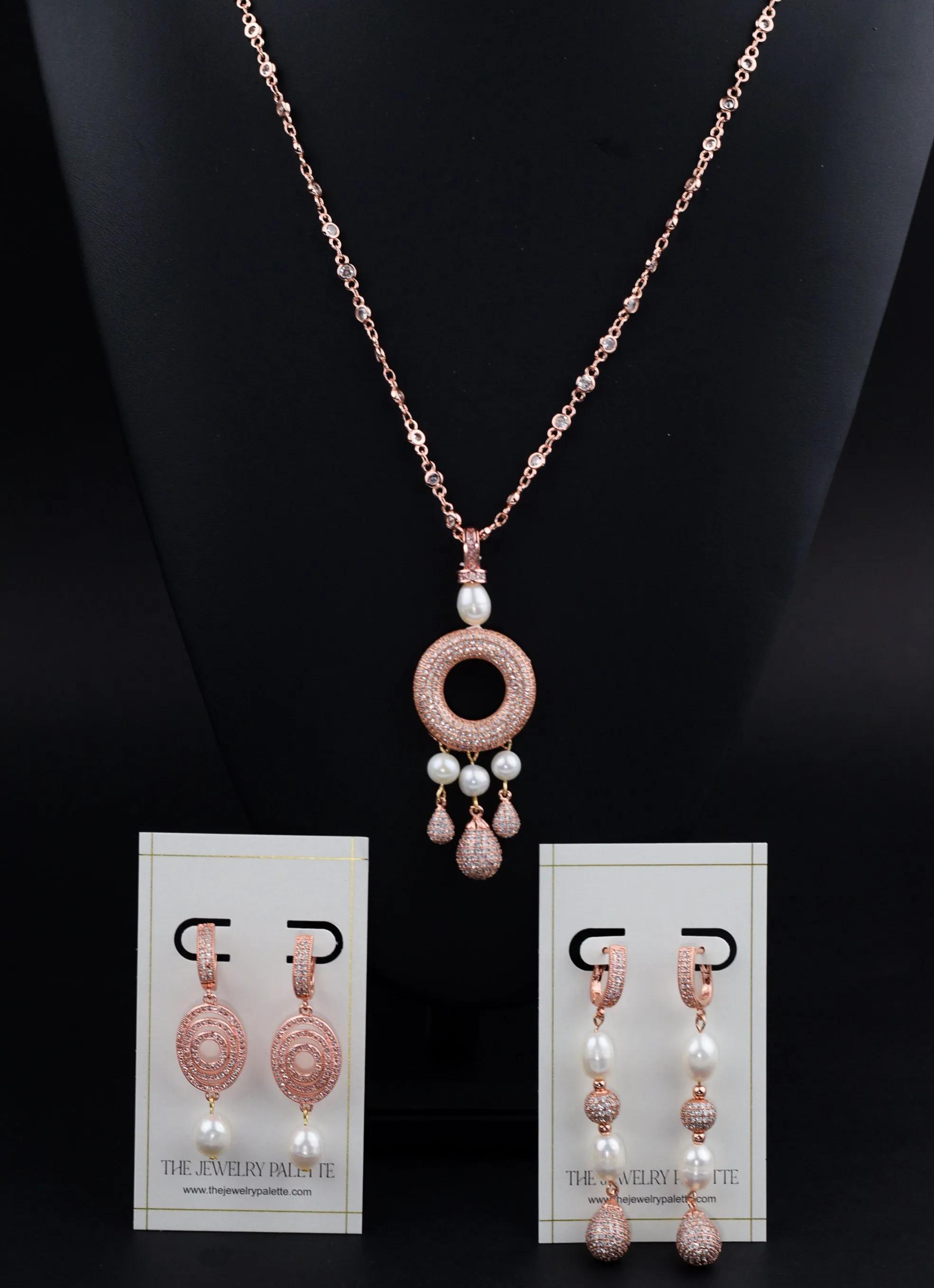 Juliette rose gold chain necklace with white pearls