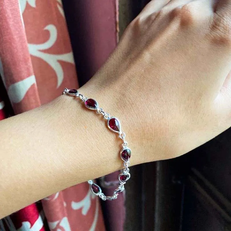 Natural Pear Garnet Bracelet