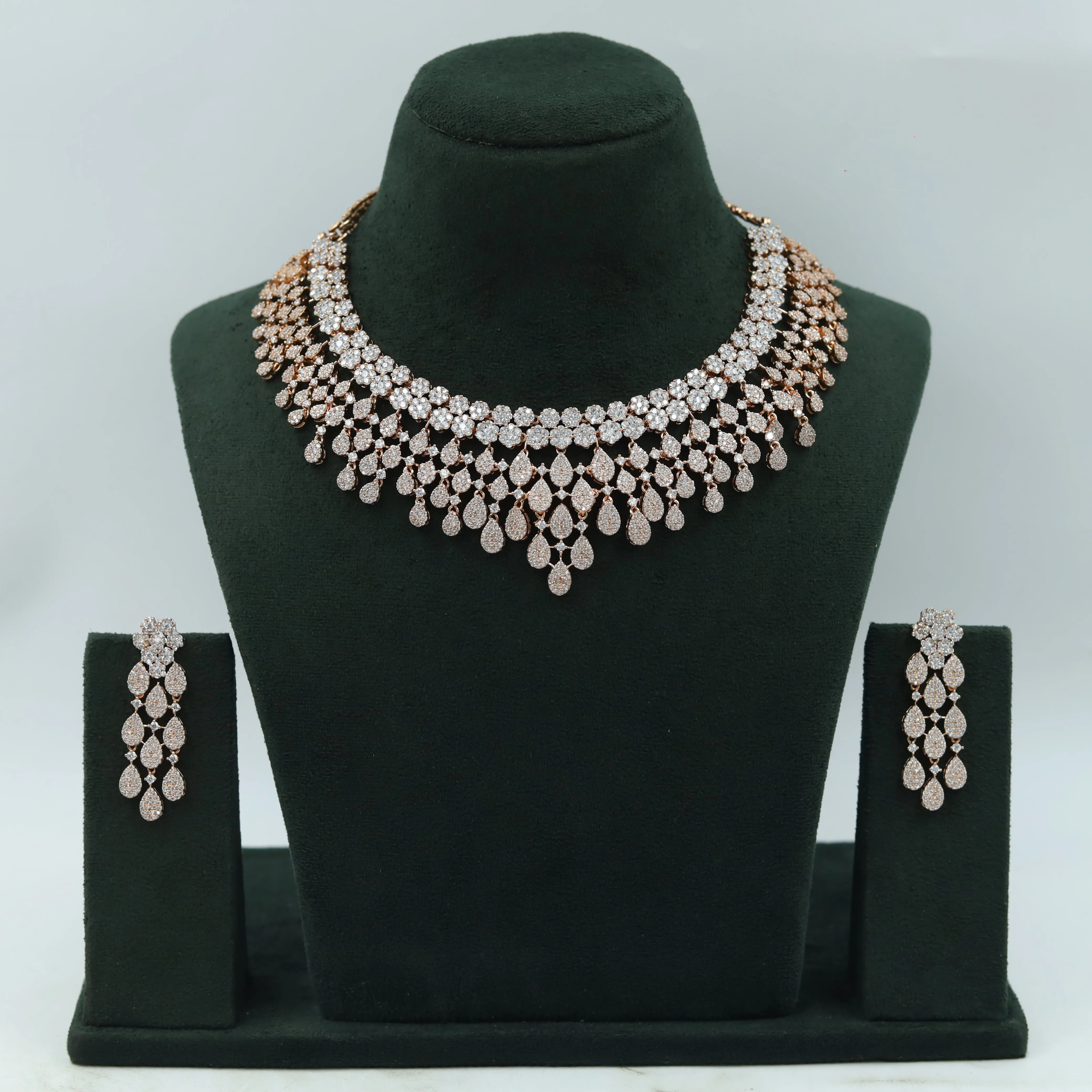 Round Neck Zircon/AD Necklace Set 6223-08